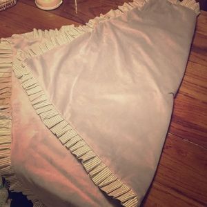 Trend lab baby blanket.